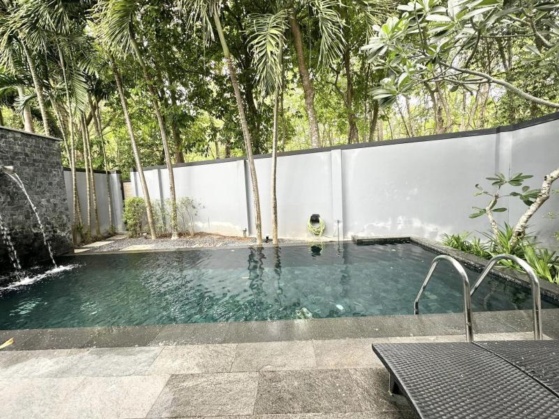 Private pool villa in Rawai
