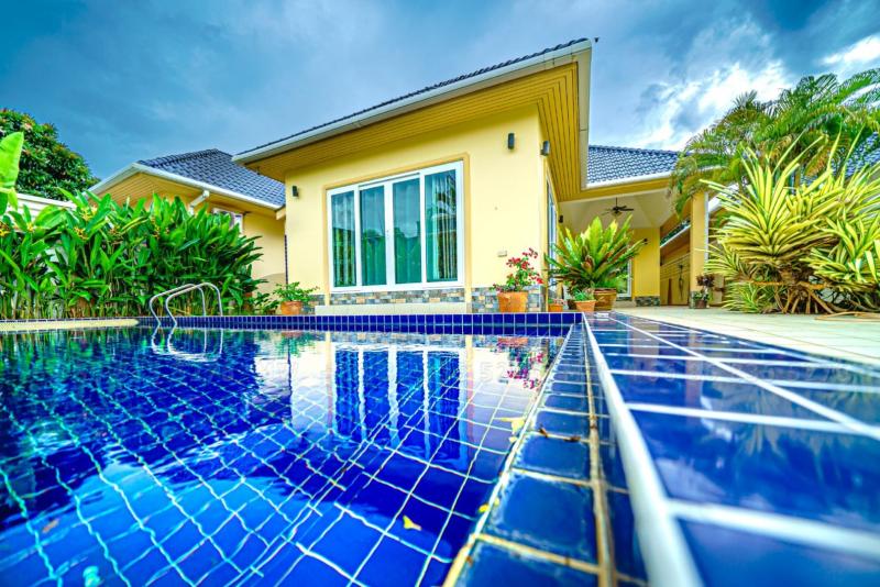Platinum Resident Pool Villa