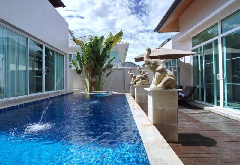 Bali Pool Villa