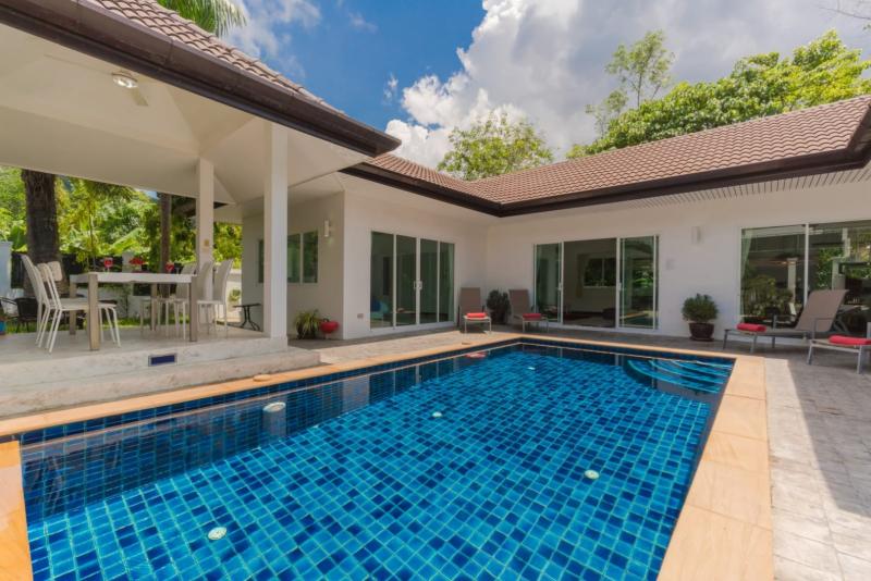 Chalong 4 bedrooms pool villa