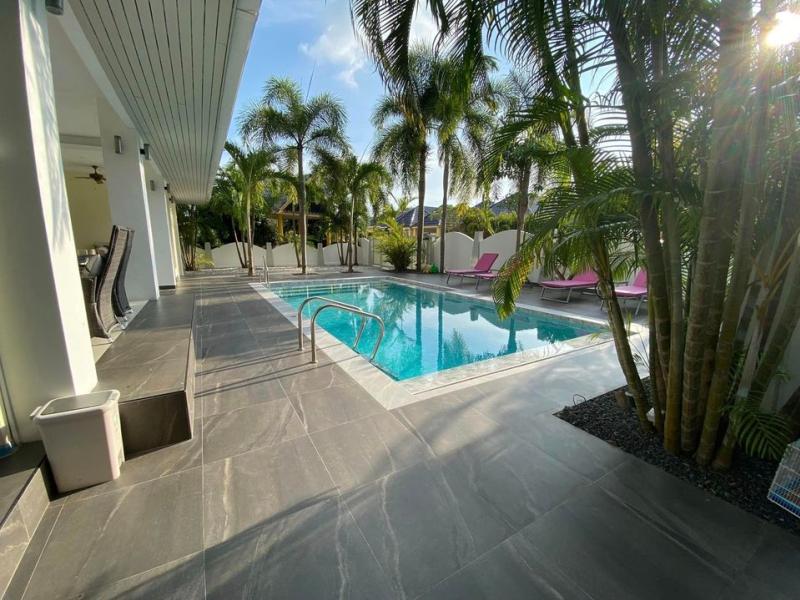 Exclusive pool villa Rawai