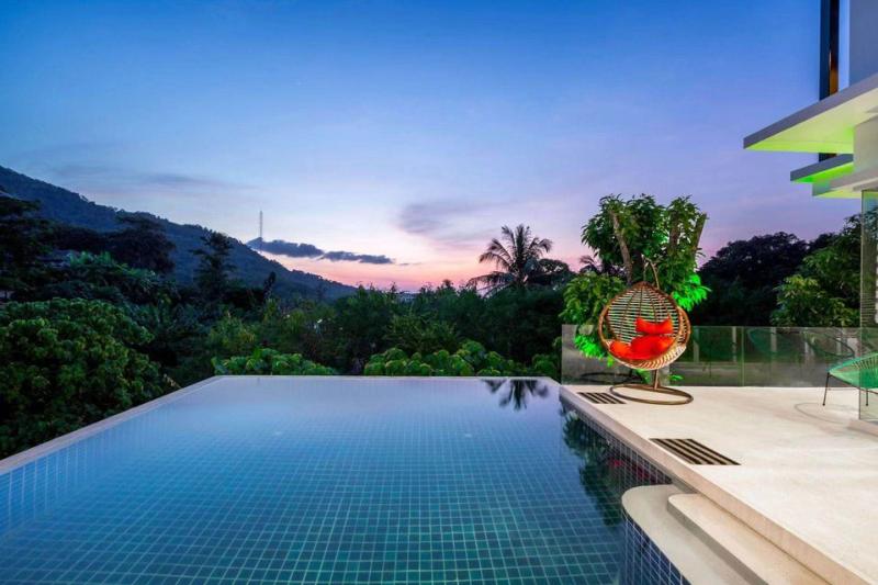 Kata Sea View Private Pool villa 5 bedrooms 5 bathrooms