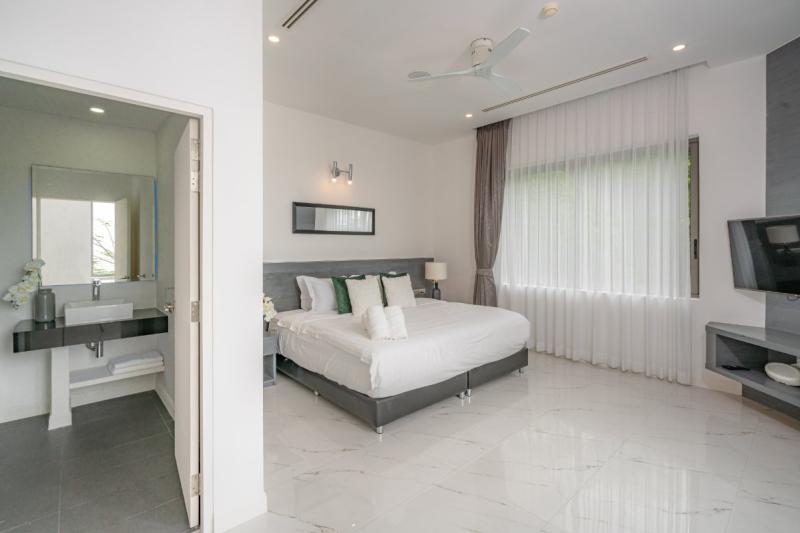 Luxury 6  bedroom villa in Kamala with Cinema room