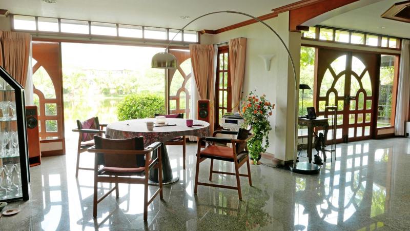 Thai-Style Villa in Chalong with Lake Access 4-Bedroom, 4-Bathroom