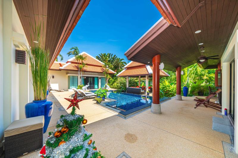 Huge 4 bedroom private pool villa in mint condition - Baan Bua Naiharn 